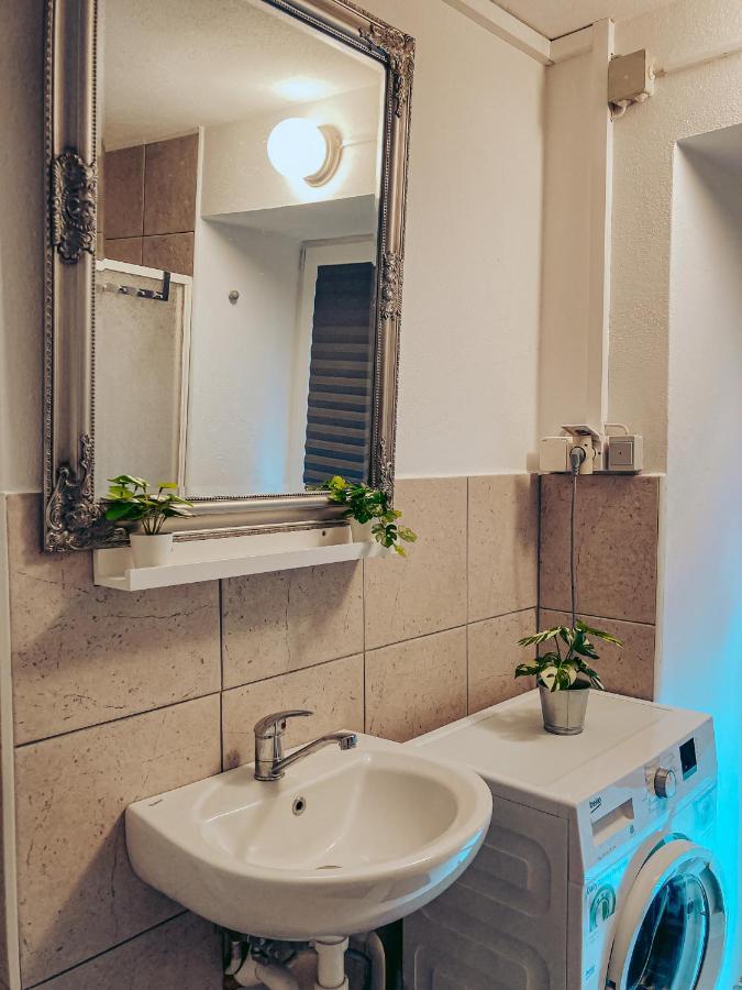 Apartments Ivanovic イドリヤ エクステリア 写真